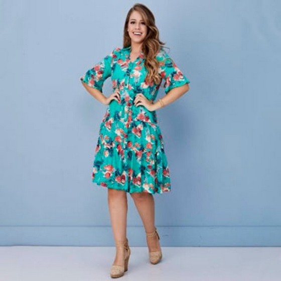 Distribuição de Vestido Midi Floral Rodado Americana - Vestido Midi Rodado Estampado